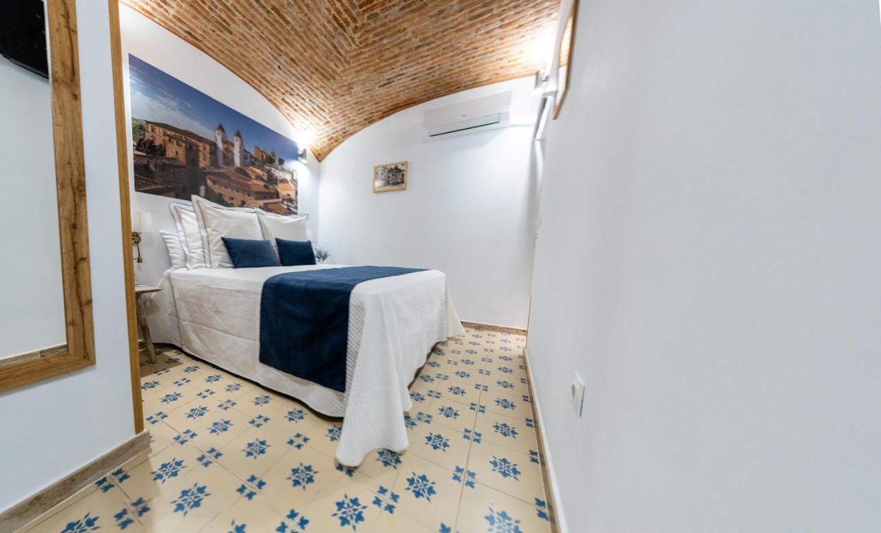 Art & Suite Apartment Касерес Экстерьер фото